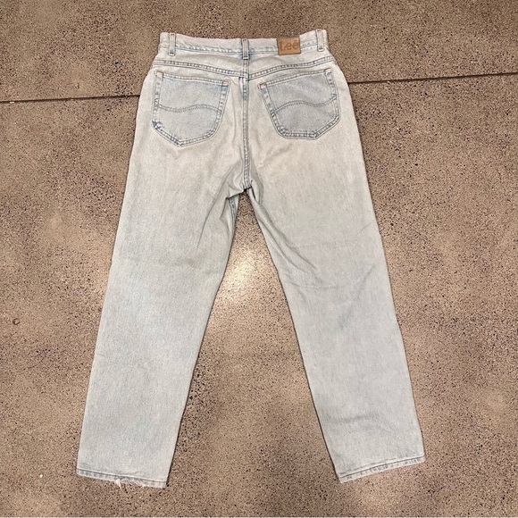 Light Wash Vintage Lee Jeans - Picture 4 of 4